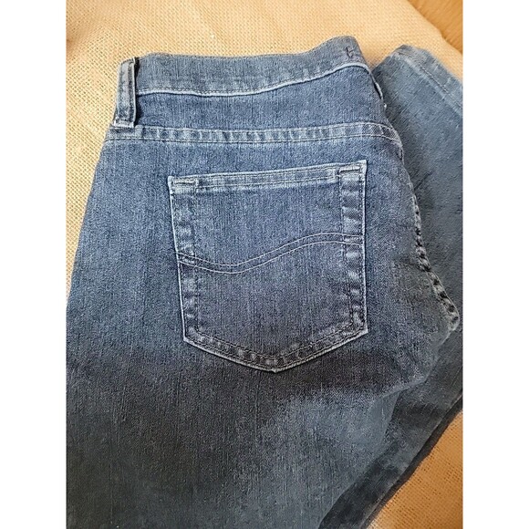 Lee Women's Relaxed Fit All Cotton Straight Leg Jeans Denim Stone Size 12Med New - Picture 6 of 6